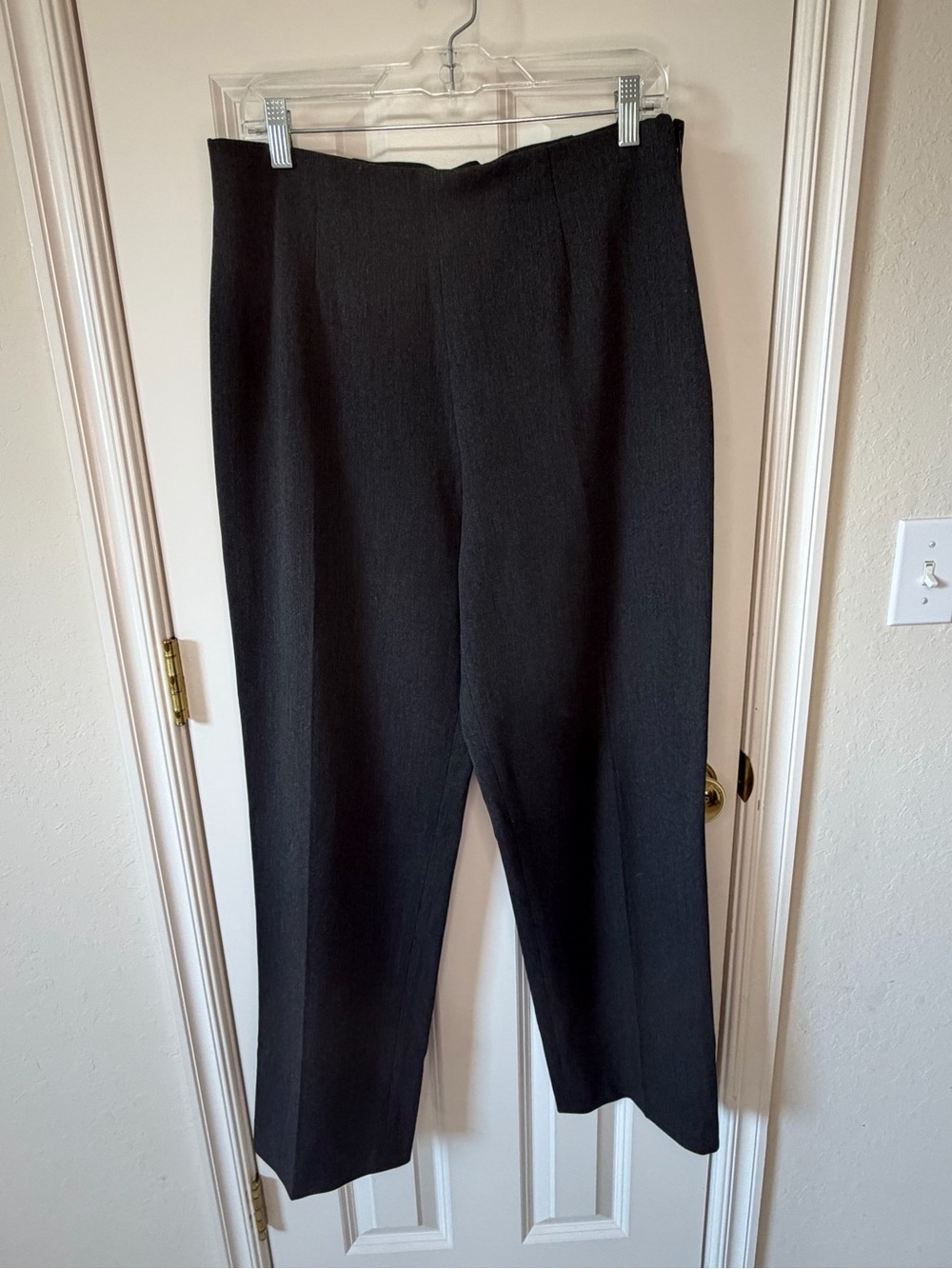 Fabrizio Gianni Women’s Dress Pants size 12 gray stretch for comfort